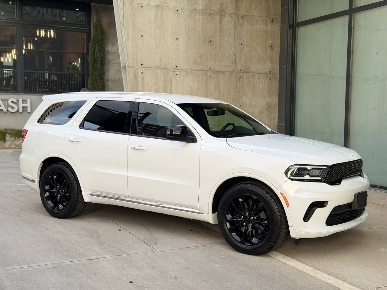 دوج دورنكو موديل 2023
مكينة 3.5سته سلندر 
ماشية 4الف بس دبل اكسل 
شاشة كبير كاميرا بصمة 
كوشن كهربائي سبعة راكب 
لايتات led..و عدسة 
ويل التاير بيست..تبريد مركزي 
سيارة بيها بس قطعة صغيرة صبغ 
الامام و الخلف كبس 
السيارة كلها شرط 
بيها رقم مؤقت لمدة شهرين 
سعر $273
رقم تلفون 
*********** عربي
*********** كوردي
دۆج دۆرانگۆ ٢٠٢٣
مەکینە ٣.٥ شەش بستن
چوار هەزار ڕۆشتو..دەبڵ ئەکسل
شاشە گەورە..کامێرا بەصمە
کوشن کارەبای..سێ ڕیز کوشن
لایت led..لایت عەدەسە
ویلو تایەی بیست..تەبریت مەرکەزی
سەیارەکە تەنها یەک پەلە بۆیاخی هەیە ..
پێشوو دوای کەپسە..جێڕو مەکینەو تەقەو ڕەقەی
هەموو بەشەرت
دوو مانگ ژمارە کاتی لەگەڵە
سعری ٢٧٣$
 *********** عەرەبی
 *********** کوردی
