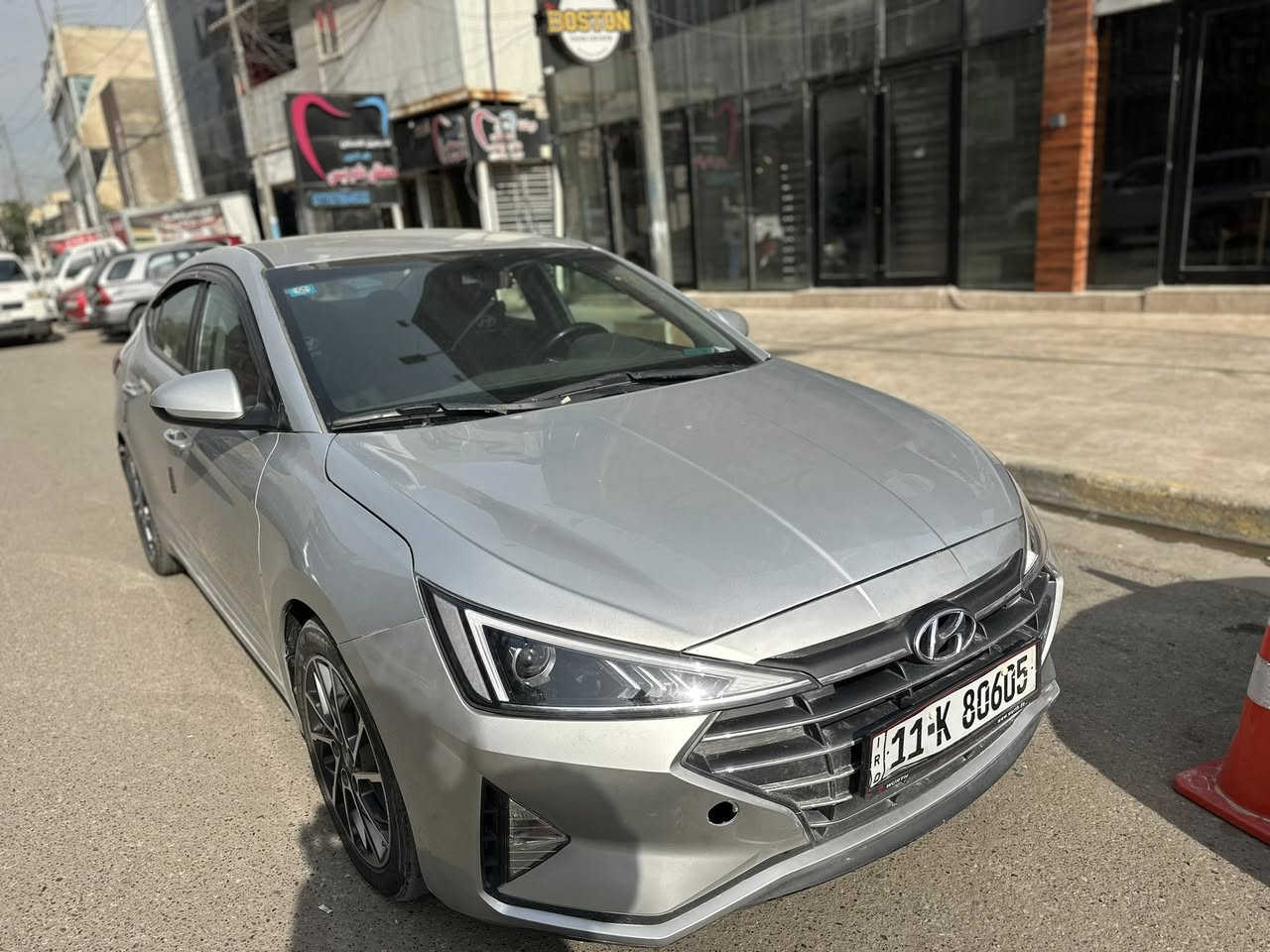 النترا موديل ٢٠١٩ كير ايتي حادثه بسيط بدون دواخل مواصفات معروفه رقم بغداد بسمي صور حادث مرفقه بصور ستفسار ع رقم هاتف 📱 *********** مكاني بغداد لاعظميه سعر مناسب جدا تصل ودلل 🫶🏻
