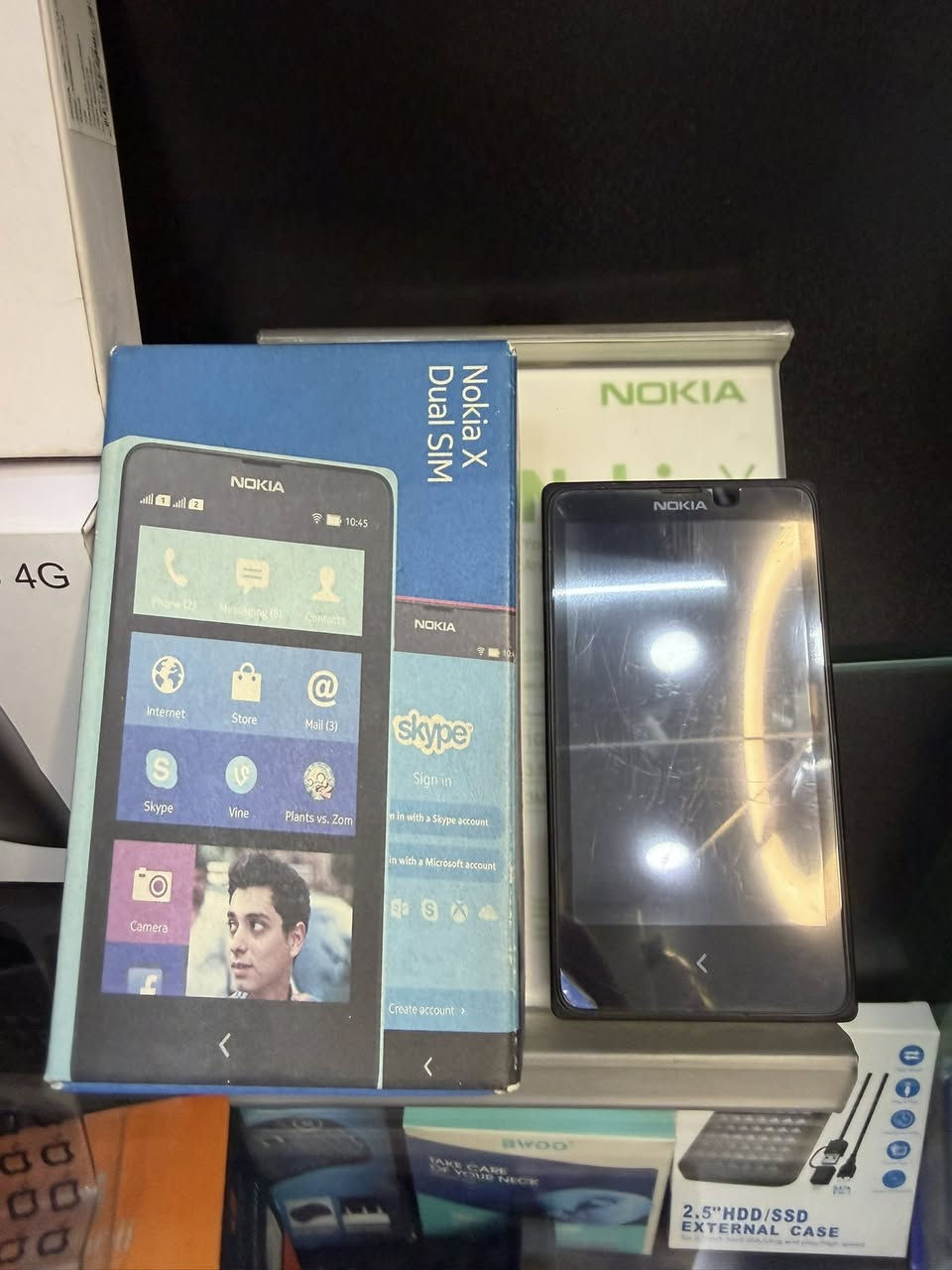نوكيا X بالباكيت لوك


**إذا كنت صاحب هذا الإعلان وتريد حذفه لأي سبب، رجاءا أرسل رسالة إلى الدعم الفني**