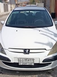 مكلف بالنشر السعر ٥٥ورقة بيجو ٣٠٧  موديل ٢٠٠٤ كير توماتيك تدفئة و تبري...