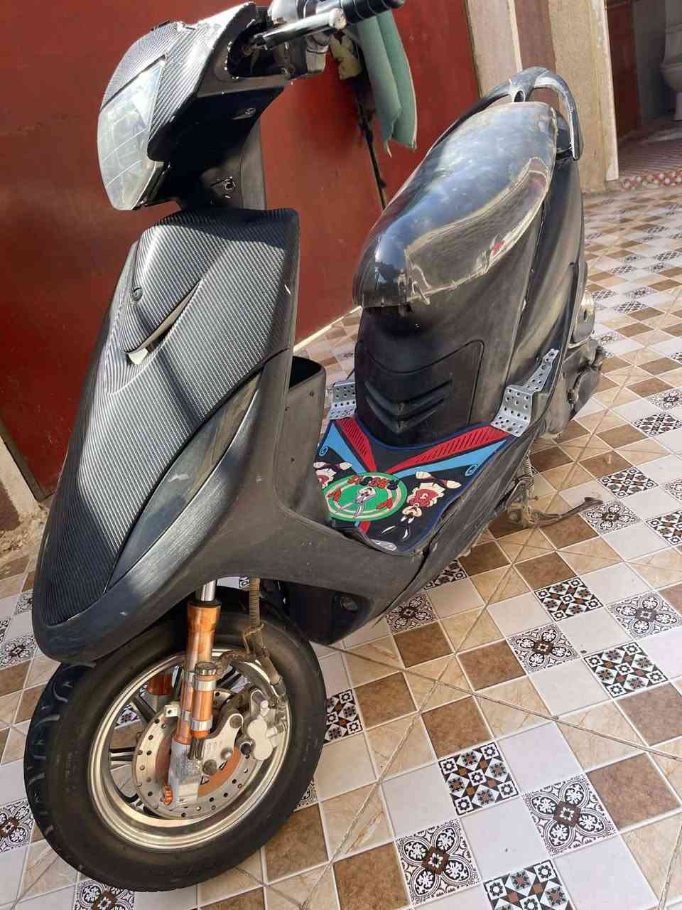 السلام عليكم ورحمة الله وبركاتة البيع ماكس الدراجه جديده معنا الكلمه بوشه 49 بلادي تزويد خارجي فقط السعر 600 وبيه مجال قليل رقم صاحبه ***********  العنوان كربلاء طريق بغداد عامود 54 طريق ابو زرع
