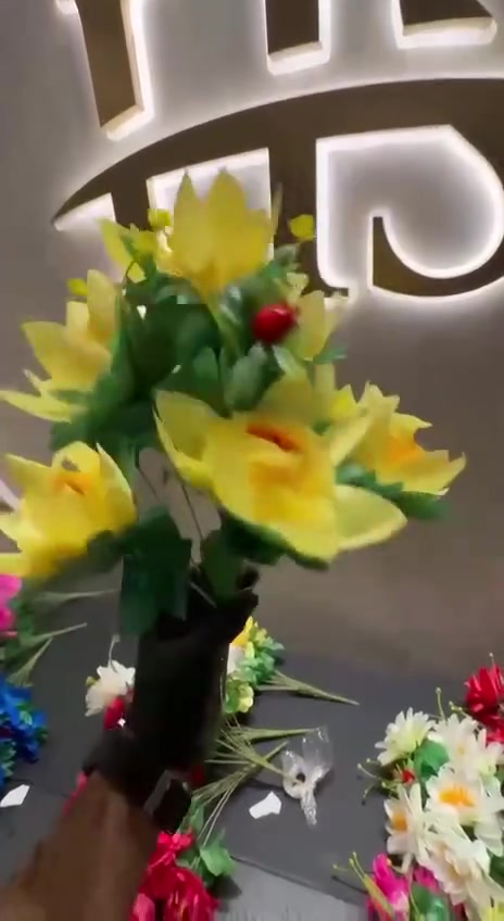 🌸 وفرنالكـم ٤ أنواع مميزة من مسكات الـ10 وردات، بتنسيقات راقية وأسعار تناسب الجميع. 💐 🔥

للاستفسار أو الحجز، 
راسلونا على الخاص أو واتساب،

***********

رايط قناة التلي

https://t.me/n23_13

