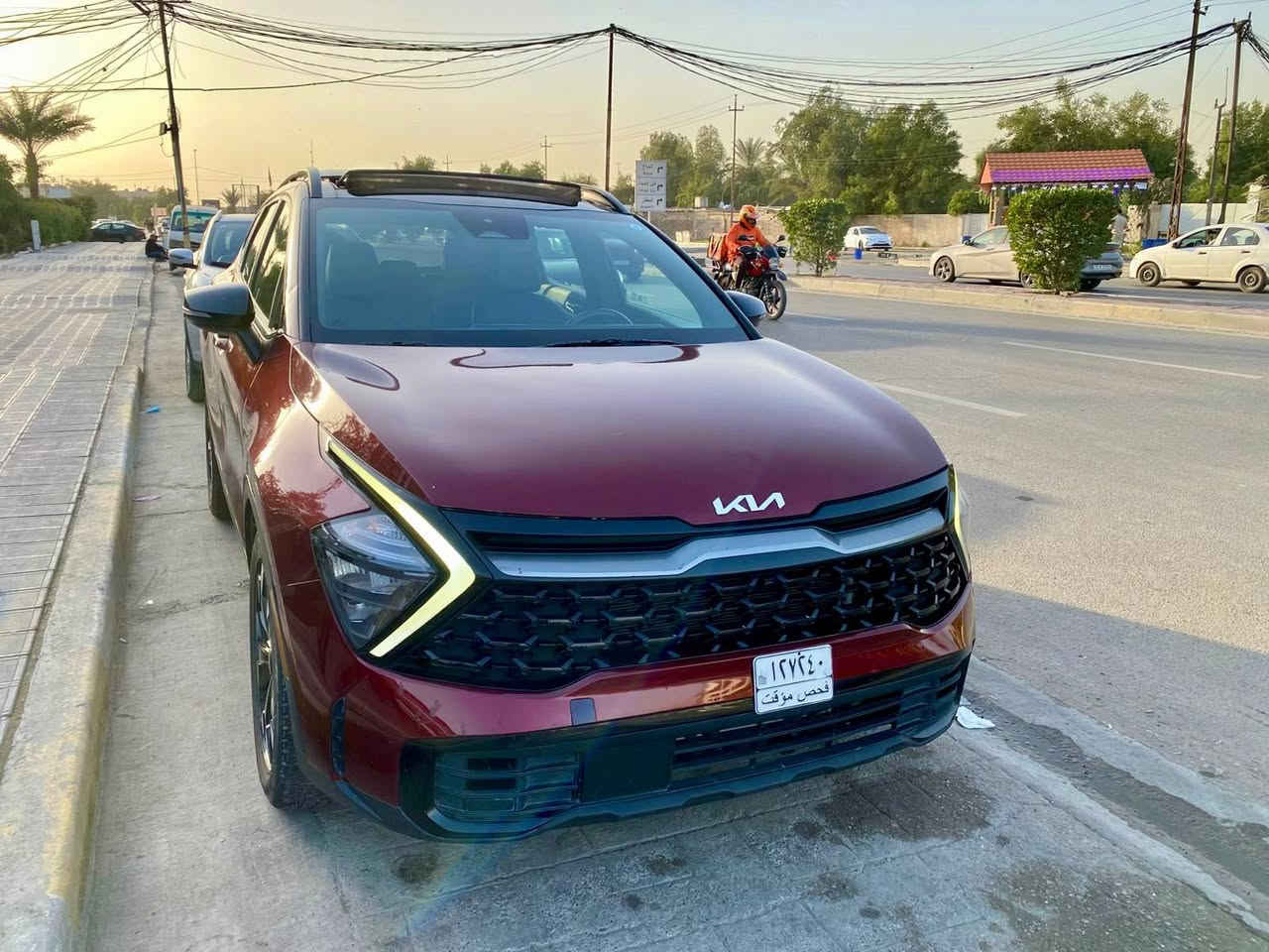 آلسلام عليكم
كيا سبورتج ‎‏2023  X Line

حادثه  البنيد وجاملغ وباب 

‎فول  موصفات    
‎مواصفاتها :
‎-بنوراما
‎-بصمة  
‎-شاشة كبيره على طول دشبول 
‎-دواره كاميرا
سعة المحرك 2.500 GDI
ايرباك عدد 6
 بك لايت LED
 ويل كب 
✔️ 4 دسك
اريل نفكيتر
تتسع المقصورة ل 5 ركاب
حساسات اطارات 
مثبت السرعة Cruise
‎-حساسات خلفي 
‎-خرائط نظام كيا مفعل بيها اصلا 
‎-كشنات تدفة‏ 
‎-كشنات جلد
-دفع رباعي  نضام جبلي وثلجي وترابي
‎-نزول منحدرات                                                    
‎-كشنات كهرباء
‎-تبريد قطعتين 
‎-اوتوهولد 
‎-ويل كروم 
‎-مسجل ناطق مفعل
‎-بلوتوث USB ابل كار بلاي والاندروير . 
‎-حاجب ليد
‎-نقطه عمياء

‎-اشاراة بالمراياة الجانبيه                                     
‎-فول تحكم ستيرن                                             
‎-كير طياره                                             
‎-اوتو بريك                                                        
‎-بريك بصمة                                                       
‎-زنون + Led
‎-شحن اللاسلكي                                                            
‎-‏داخل اسود جلد 
‎-نضام قياده أيكو + سبورت  + نورمل
‎-
‎-تحديد مسار والقياده الاليه 
‎-دمامات صوت  
‎-لايت بلادي Led +  زينون ‏دبل زينون اصلى . 
‎-رادار الخطوط البيضاء 
‎ اربع عدسات + ليد 
‎‏-شاشة إلكترونية
‎-تشغيل عن بعد 
‎‏AUTO HOLD-
‎‏-Auto start
‎-منفذ شحن في المقاعد الأمامية
‎-تبريد منفصل السائق عن الراكب مع دكتات تبريد خلفية. .
‎فول فول افتح الباب توكع مواصفات
‎وبعد كومه مواصفات بيها 

مكاني بغداد الدوره شارع المعلمين 

*********** 

*بلخير لي تصير ب نصيبه 🫡
