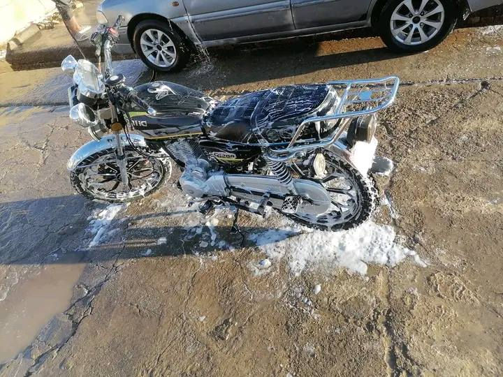 دراجه للبيع سيفان موديل 24 محرك 200 ديالى كنعان السعر 700 بها مجال  ***********
