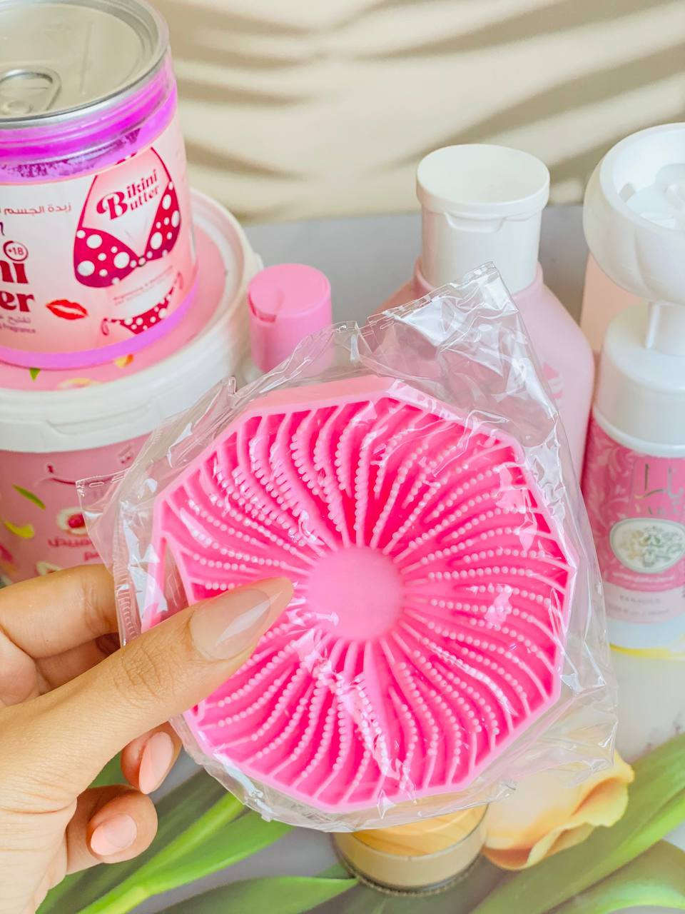 * "بوكس عناية بكل شي تحتاجينه لتدللين نفسك ✨ لأن راحتج أولاً 💆🏻‍♀️"

🌷مقشر وسنفرة للوجه والجسم 

🌷زبدة للجسم عطرية

🌷زيت معطر يارا 

🌷غسول ومعطر مناطق حساسة

🌷مخمرية فورمنية بعد الحمام 

🌷لوشن مرطب يارا🧴 

🌷ليفة تزيل الجلد الميت وتقشر

* "وقتج للراحة يبدأ من هنا.. بوكس العناية اللي يخليج تحبين كل لحظة 🌷"

للحجز والاستفسار خاص 

يوجد خدمة توصيل لجميع محافظات العراق


**إذا كنت صاحب هذا الإعلان وتريد حذفه لأي سبب، رجاءا أرسل رسالة إلى الدعم الفني**