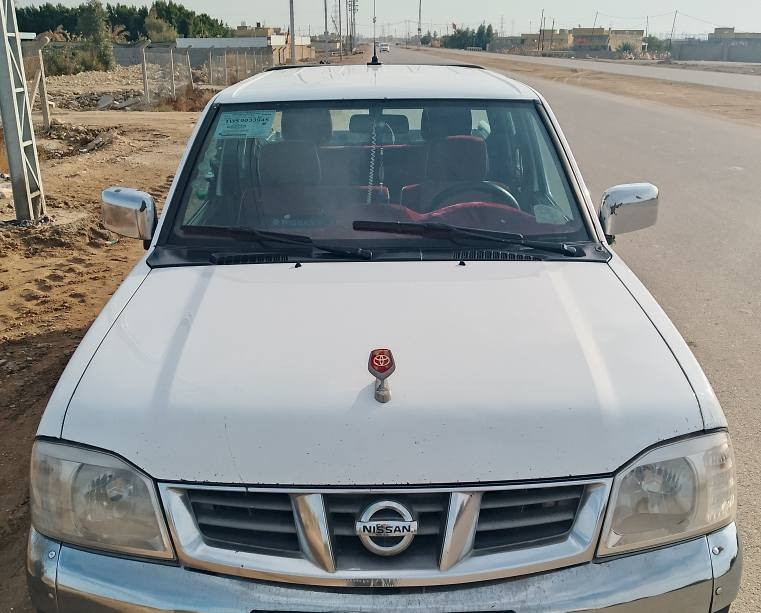 نيسان للبيع 2014فول صبغه بدوسه ع طول الباب الركاب من جيهة السايق مكفوله كفاله عامه مكينه ع وضع شريكه تبريدشغال كهربائيات جاهزه مكفوله سياره شرط الفحص رقم مثنى مشروع وطني مكان الناصريه ع الحولي الجديد السعر١٢٥مكلف بنشر الأستفسار ع رقم ***********
