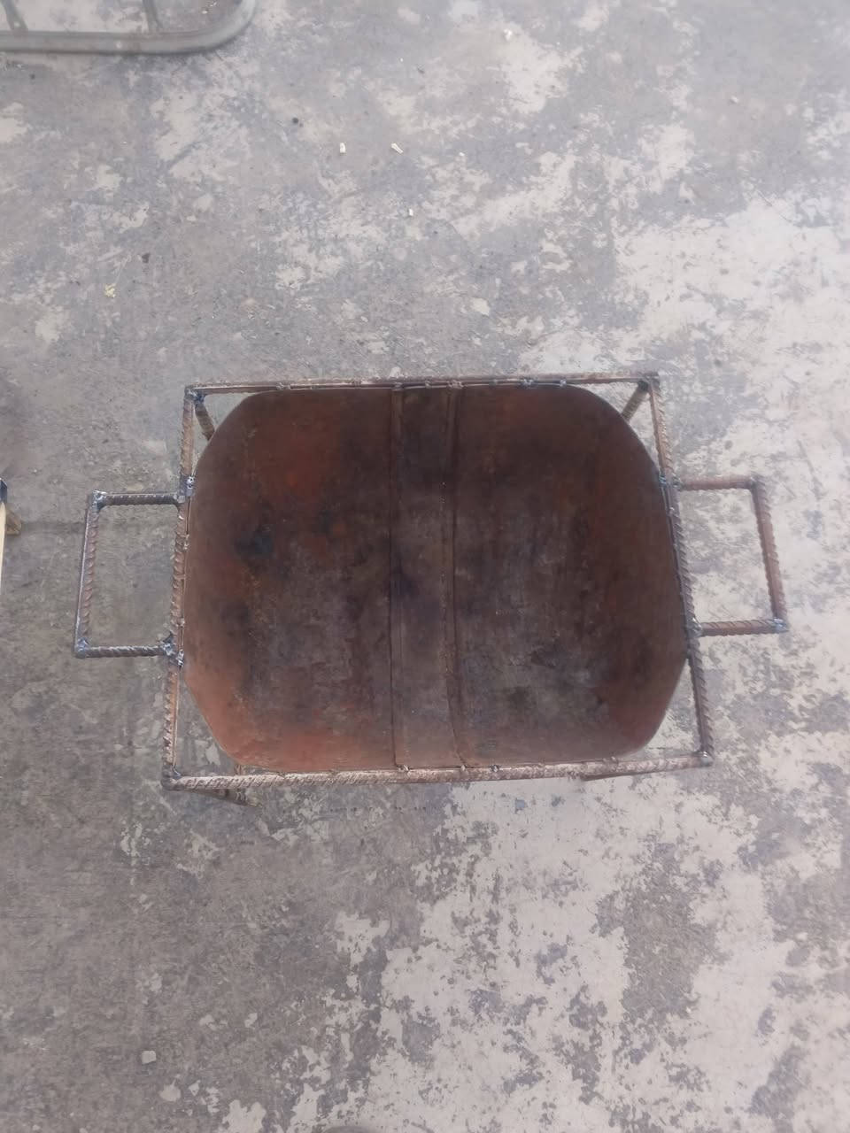 سلام عليكم مناقل للبيع المكان ميسان حي جمعيات رقم ***********
