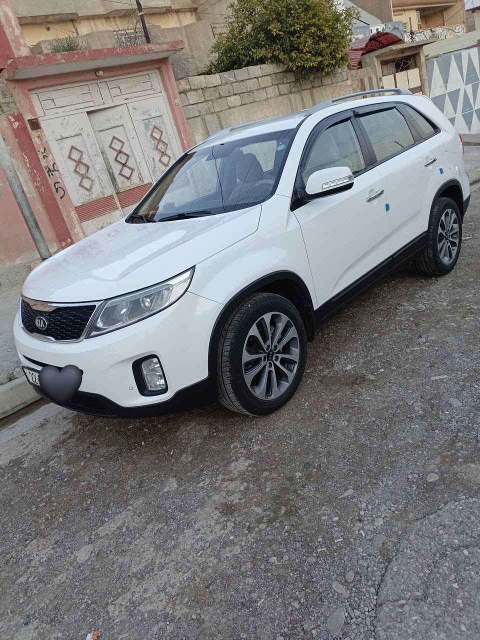 سورنتو للبيع كير محرك شرط بسمي موديل 2015 بدون صبق شركة تاير جديد طخم سياره جديد السعر 170 بيها مجال بسيط الرقم *********** غير متواجد فيس مكان موصل حي العامل
