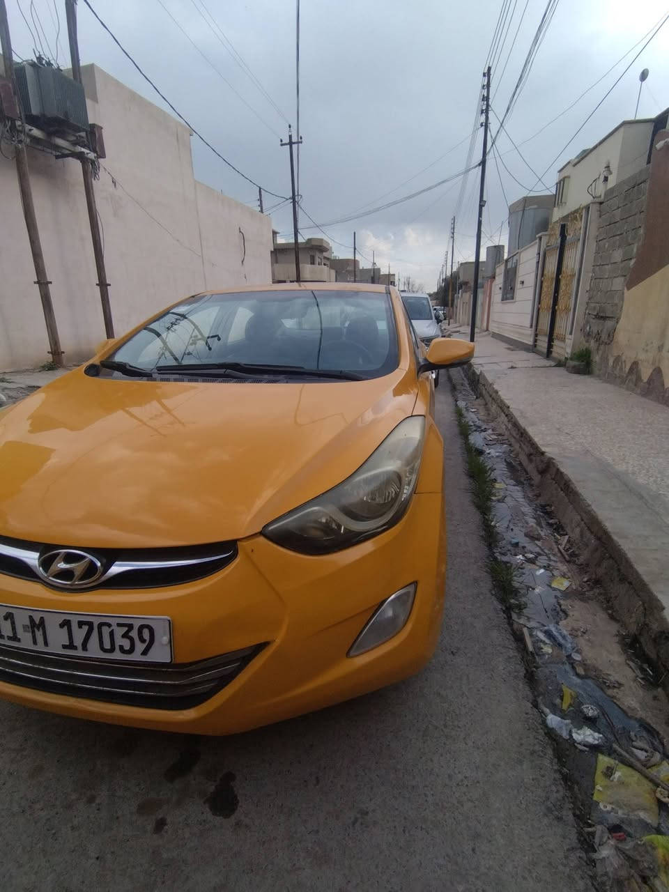 سلام عليكم افانتي 2012 فول بس بدون بصه او سلايت السياره بدون ضرر تلقيط مال تكسي كير شرطر المكينه بيها صرف حجم المحرك 1600 جي تي اي
السعر 105او بيها مجال
***********
