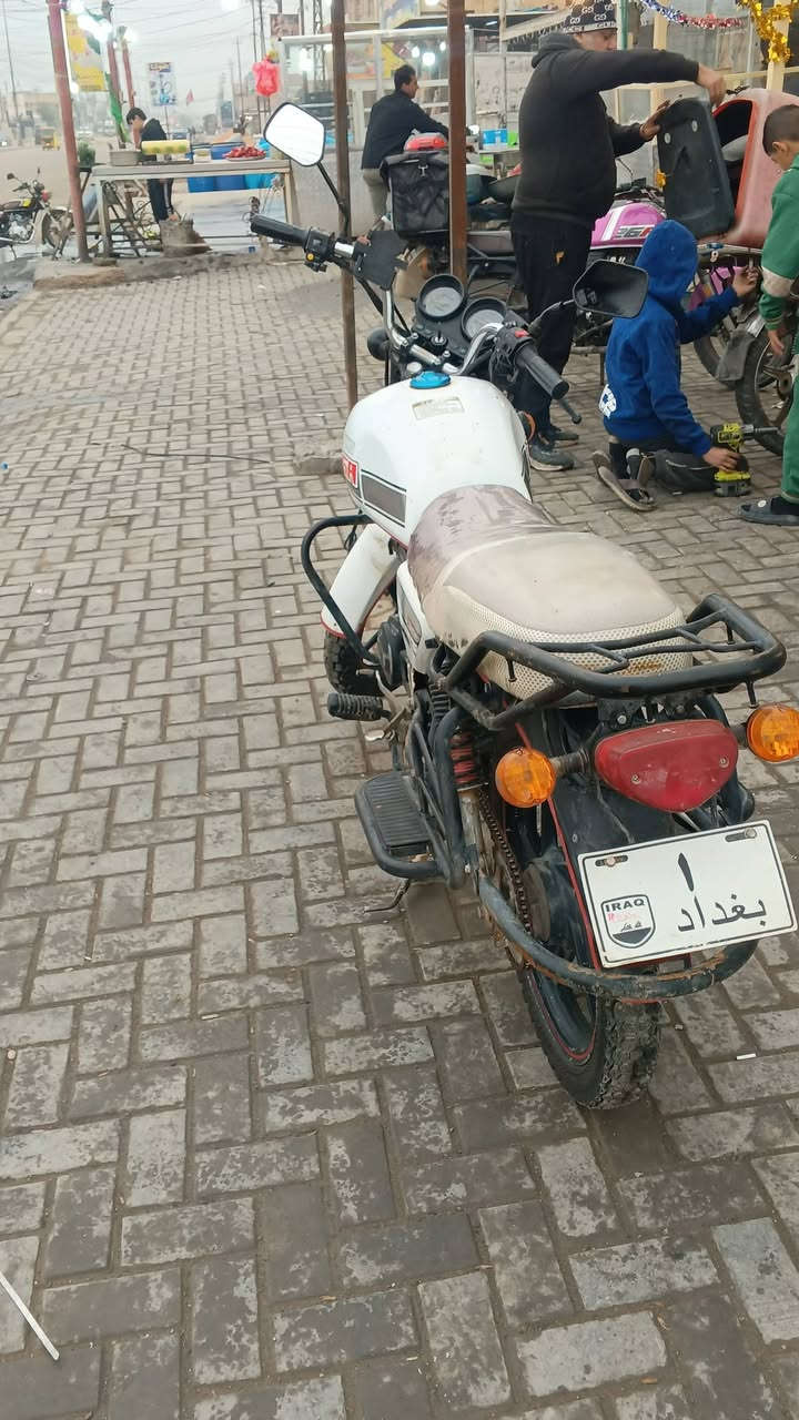 السلام عليكم دايون نفخ للبيع موديل 22 اوراق سكنر ماشية 17 الف  صار يومين من جفتتهة الدراجة نضيفة وحلوة شادلهة سيباية جديدة السعر مليون وبيهة مجال مكاني بغداد الحسينية مال الراشدية ***********
