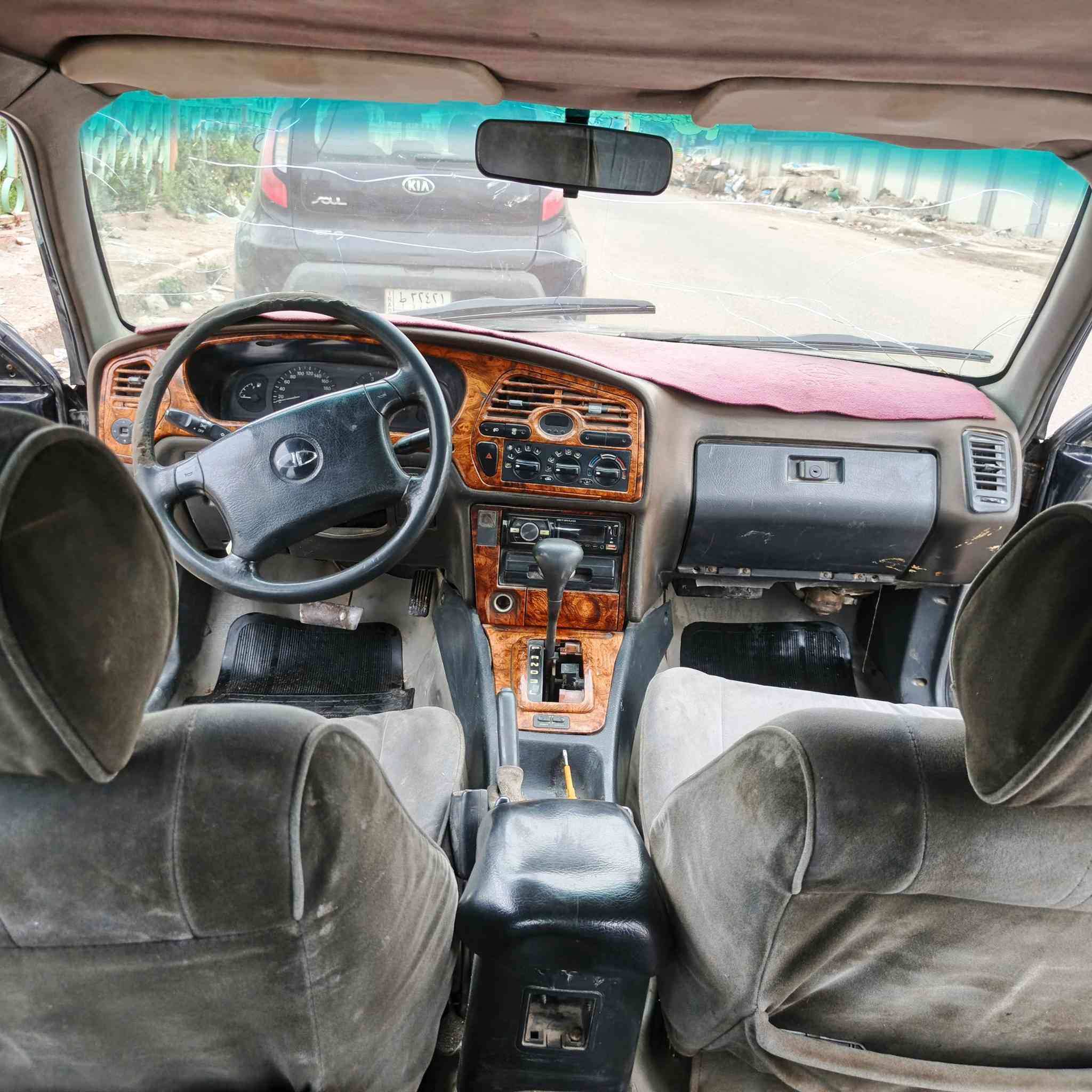 سيارة برنس ( فراشة ) موديل 1996
• رقم بغداد - خصوصي تحويل ثاني يوم 
• مكينه مفتوح 2000
•گير أوتماتيك
 • باتري جديد
• ما تصرف بانزين سياره خدميه 

🔺 نظافة السيارة مثل ما موضّح بالصورة 
( مكاني بغداد - الشعب)
• السعر (30ورقة ) وبيها مجال
رقمي واتساب : ***********
