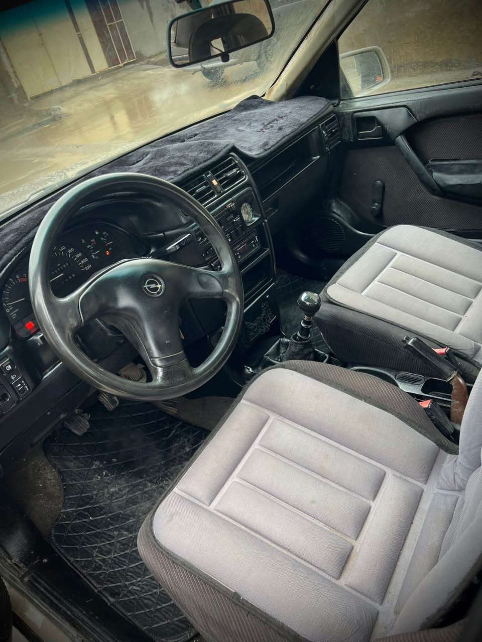 ‏سلاو مۆدێل١٩٩١سەنەویی تازەیە تا٢٠٣٠سوبوخەلەسەر ساغ مەکینە١٦پاوەر دەفتەر بەنزینی هەیە سعر٣٩. ڕەقەم *********** Singapore
