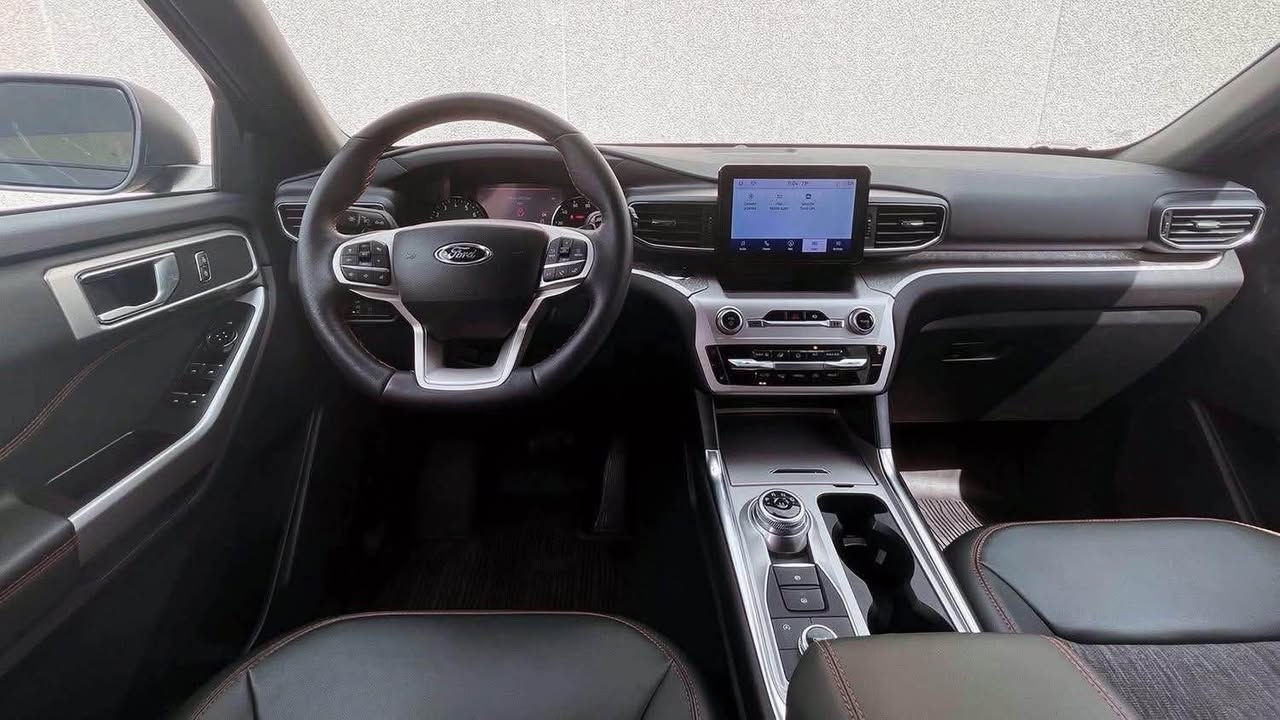 𝟐𝟎𝟐𝟑 𝐅𝐎𝐑𝐃 𝐄𝐗𝐏𝐋𝐎𝐑𝐄𝐑-𝐓𝐈𝐌𝐁𝐄𝐑𝐋𝐈𝐍𝐄

‎فورد اكسبلور (TIMBERLINE) موديل : 2023
‎عدد المقاعد ( 7.راكب )
‎عداد المسافة : ٤١ الف
‎حجم المحرك : 2.3L TURBO ( 4,سلندر )
‎ ( بجم وخلفي كبس )
‎ ( مكفول دعامية لدعامية بشرط )
( فقط  جاملغ +بونيت صبغ و بدون ارباكات )
(ارباك هەموو بیلادە نەتەقیوە)
‎ژمارە كاتی نەشكاوە (۳مانگی لەگەڵە)
‎المواصفات : 𝐓𝐈𝐌𝐁𝐄𝐑𝐋𝐈𝐍𝐄
‎فـــول فـــول مـــواصفـــات 1/1
‎دفع رباعي : 𝟒𝐖𝐃
‎فتحة سقف بانورما
‎كيج الكتروني
‎بصمة ابواب
‎بصمة تشغيل
‎تشغيل عن بعد ,𝐑𝐄𝐌𝐎𝐓𝐄 𝐒𝐓𝐀𝐑𝐓
‎سيتم سماعات ,𝐁𝐀𝐍𝐆&𝐎𝐋𝐔𝐅𝐒𝐄𝐍
‎شاشة دشبول ديجيتال
‎شاحن هاتف لاسلكي 
‎كاميرة °360 
‎كاميرة امامي
‎كاميرة جانبي
‎كاميرة خلفي
‎كير ماوس 
‎هاند بريك بصمة
‎اوتو هولد (𝐀𝐔𝐓𝐎 𝐇𝐎𝐋𝐃)
‎اوتو ستارات (𝐀𝐔𝐓𝐎 𝐒𝐓𝐀𝐑𝐃)
‎اوتو ستوب (𝐀𝐔𝐓𝐎 𝐒𝐓𝐎𝐏)
‎رادار امامي (تحديد مسار)
‎رادار جانبي  (نقاط عمياء)
‎رادار خلفي (التحذير من الاصطدام)
‎حساسات °360
‎حساسات امامي 
‎حساسات جانبي
‎حساسات خلفي
‎نظام (𝐄𝐂𝐎)
‎نظام (𝐍𝐎𝐑𝐌𝐀𝐋)
‎نظام (𝐒𝐏𝐎𝐑𝐓)
‎نظام (𝐓𝐎𝐖/𝐇𝐀𝐔𝐋)
‎نظام (𝐒𝐋𝐈𝐏𝐏𝐄𝐑𝐘)
‎تحكمات استيرن
‎استيرن هيتر 
‎كشنات جلد
‎كشنات كهربائي 
‎كشنات هيتر 
‎صندوق شفط كهربائي 
‎لايتات ليـــ𝐋𝐄𝐃ـــد وعدسة زينون بلادي
‎بلوجكترات ليـــ𝐋𝐄𝐃ـــد بلادي
‎بكلايتات ليـــ𝐋𝐄𝐃ـــد بلادي
‎ويــــل كــــروم 
رقم شاصي : 1FMSK8JH7PGA13282
‎تفاصيل اكثر الاتصال على ارقام التالية
☎️***********
☎️***********
٢٦٨$
‎عنوان📍 رانيه رانية, السليمانية
