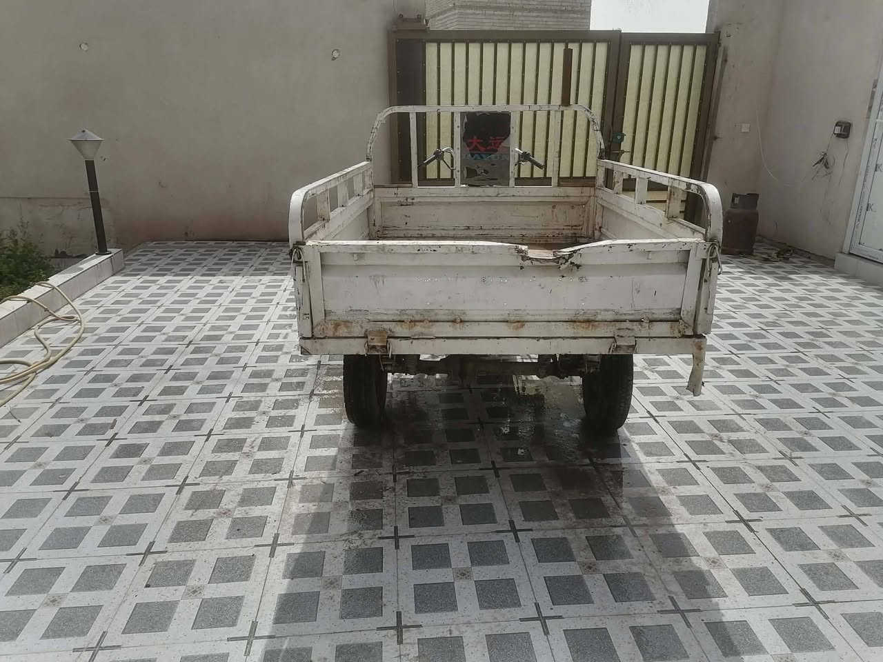 ستوته كلك لبيع مكفوله من صرغه مكينه صاله سبوع من مشدوده 
هاذه رقم صاحب ستوته ***********
