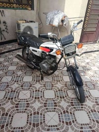 دراجة 22 • فلاحيه • أوراق