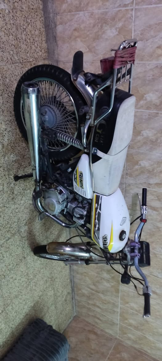 للبيع 350وبي مجال قليل***********
