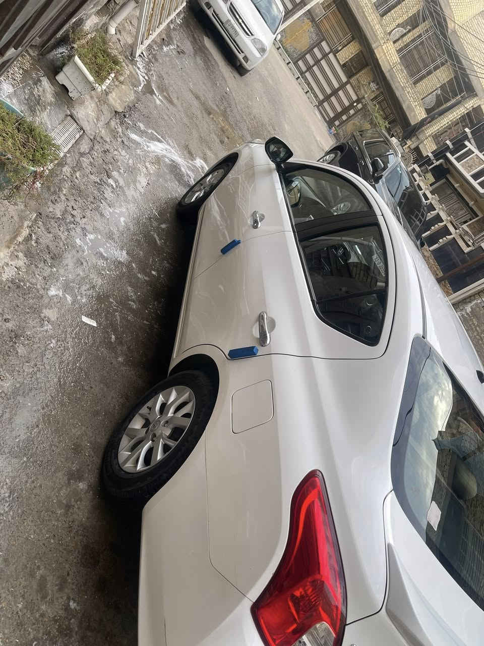 نيسان سني موديل 2023 زيرو ماشيه 29 مكفوله من الضربة والتبديل والصبغ فول مواصفات بصمه تحكم ستيرن اربعه جام كهرباء يدات نيكل تبريد بيانو تبريد قطعتين مري شفط السيارة نظيفه بمعنى الكلمه السعر ١٢١ وبيه مجال مكاني بغداد رقم اربيل اي استفسار اتصل ***********
