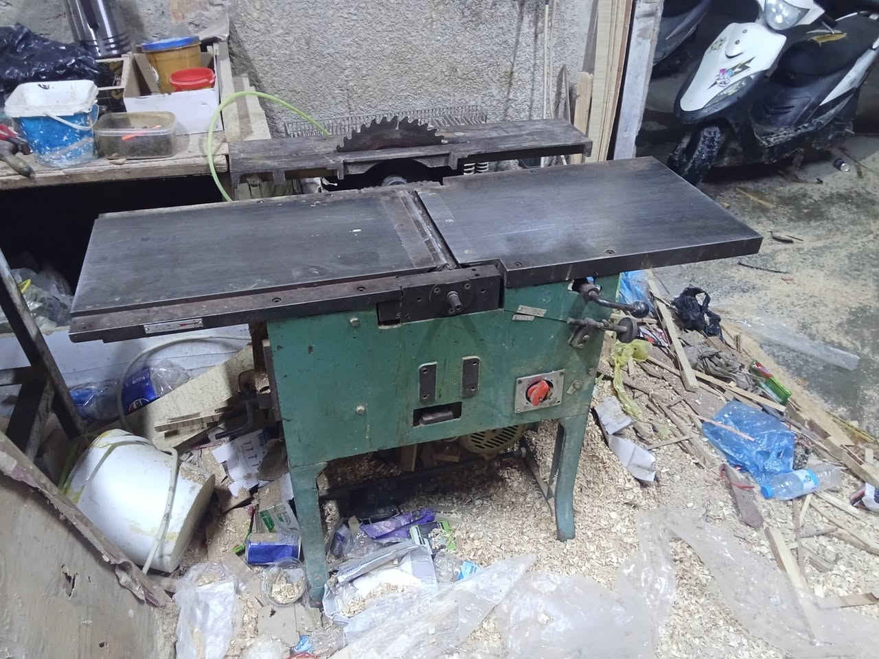 مكينه شذريه باب أول شغاله وعلى فحص السعر 650 المكان بغداد مشتل هذا رقمي ***********
