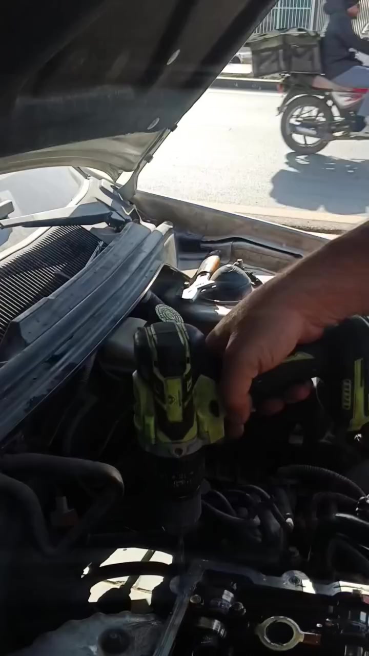 شنو الي تعرفه وشكد. تجمع معلومات منا ومنا 
تبقى اسمك قليل خبره او هاي مو مصلحتك 
بتالي راح تخسر مرتين أو ثلاثه وانت بمكانك. خطوه ممتفدم واحتمال تطلع. لنفسك عطلات جدد 
ومرات تاذي. نفسك. مثل. مصار. ويه الاخ هنا مطير اصبعه. 
ولهذا. داىما. 
روح شوفلك. فيتر. او كهرباىي. 
لتضل تلعب بسياره. بيدك وتخيط وتخربط 
ابو علي ***********
العلاوي شارع. شيخ معروف كراج جمهوريه 
كروب صيانة شيري
