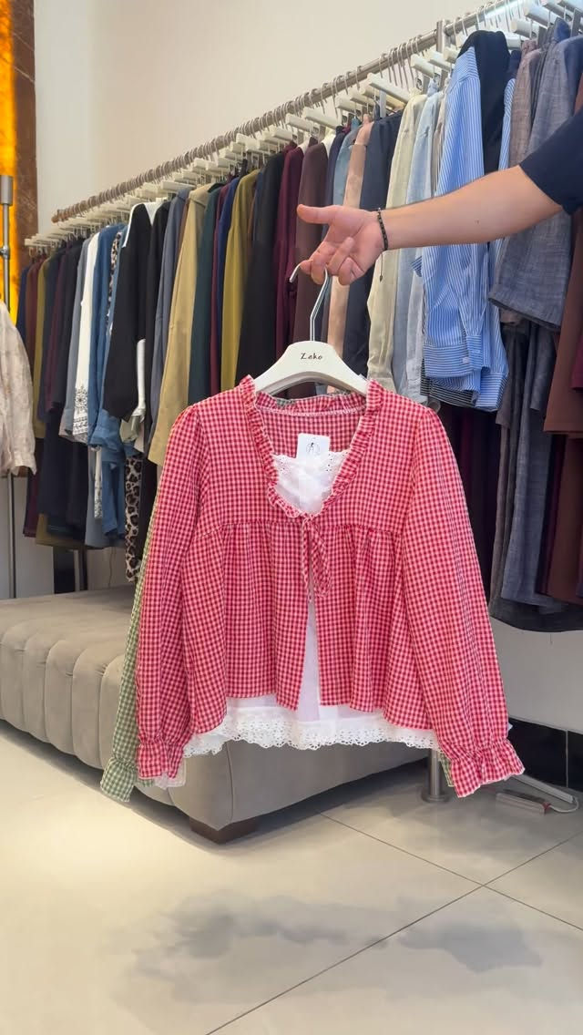 القميص التريند متوفر 🥺♥️
.
القياسات فري سايز
.
الطول 65 cm


**إذا كنت صاحب هذا الإعلان وتريد حذفه لأي سبب، رجاءا أرسل رسالة إلى الدعم الفني**