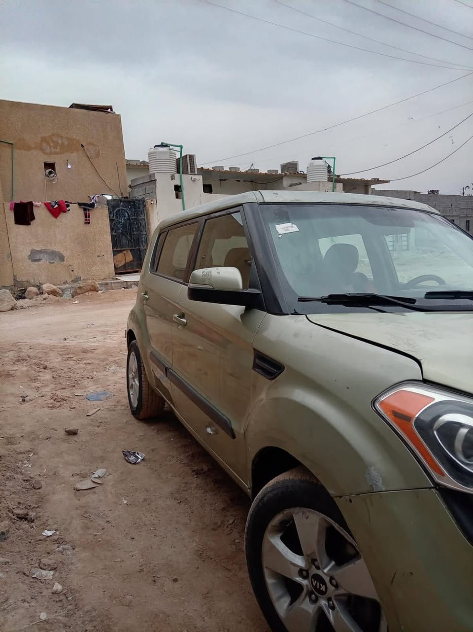 السلام عليكم

للبيع كياااا. صول المديل 2013 السياره ورد امريكي ضربتها باب بصف السايق وجاملغ امامي الايمن. رقمها كربلاء وراعيها بكربلاء شرط تحويل ثاني يوم السياره محرك مجفت  جهازه السعر 70 وبيها مجال. رادلها ترتيب. للستفسار   ***********. مكلف بالنشر رقم صاحب  السياره
