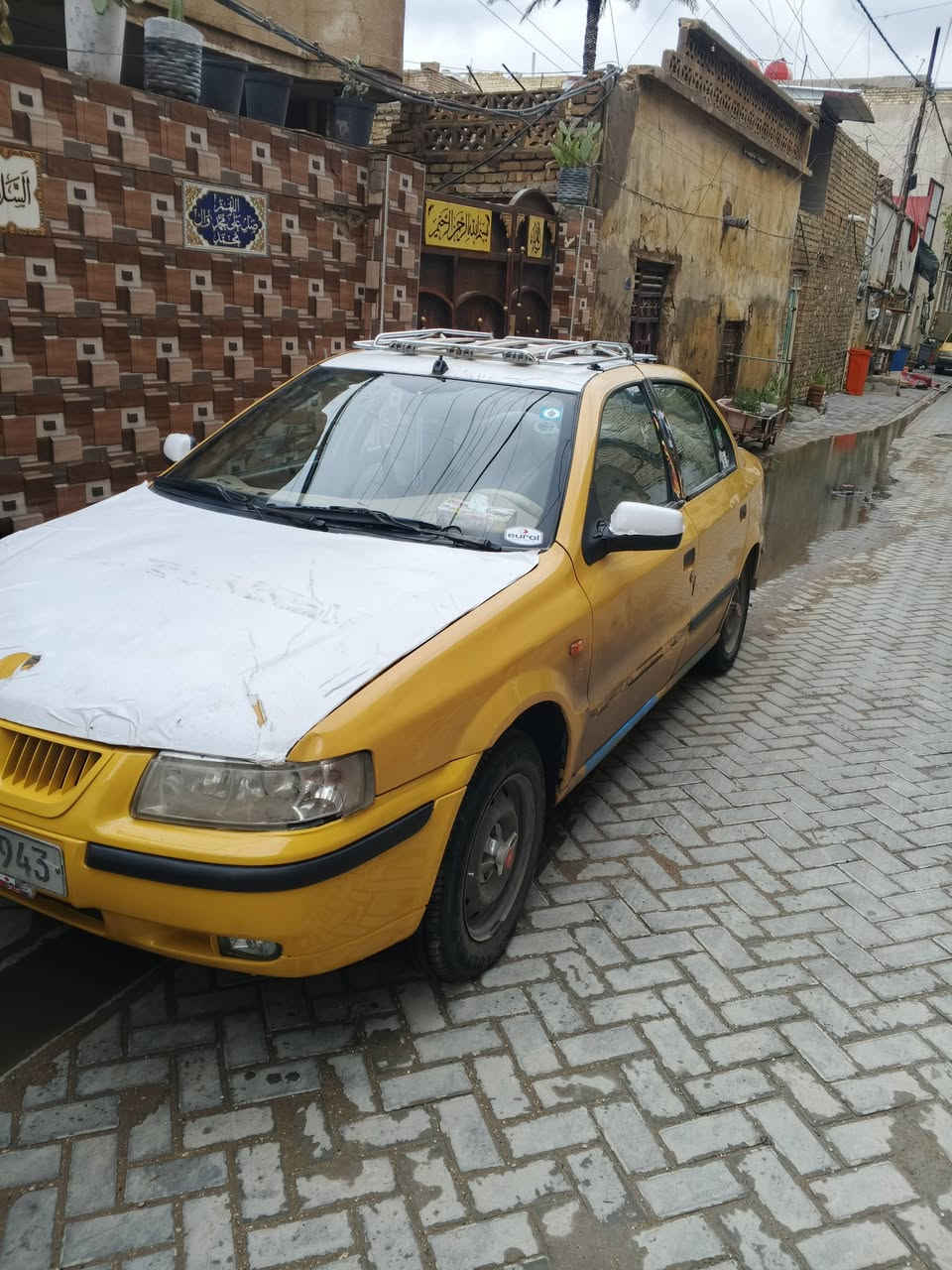 سلام عليكم سمند 2011 سيارة حلوة خيار من الله مكينة كير جددد بيهه مكان صبغ سعر 32 رقم ***********
