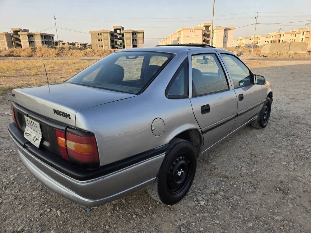 بەناوی خودای گەورەومیهرەبان
                    ***********\***********
ئۆپڵ ڤیکترا مۆدیل 1992 مەکینە 20گێڕ عادی مواسەفات پاوەر abs سڵایت ، بێ خایساتەو شعار نیە (دەعامی بۆدەعامی هیچ لێدراوی نیە) بۆیاخ عامێ دەرەجەیەک کراوەلەسەرساغی بیلادخسوسیە
گێڕومەکینەو ئیلفرۆ بەشەرت فیتر نەسەوت نەبوخارنەدوکەڵیشی نیە تحویل غرامەبڕاوەبەشەرت
تاقم پێش و دوای چرکەی تیانیە
کارەباییاتی هەموی ئیشەکات  گێچ بەنزین حەماوە کیلۆمەتر فڕەی کرین لایت و چواری و فڵچەوئاو برێک دەرەجەیەک ماشااڵڵە سەیارەکە هیچ مەسرەفێکی تیانیە ماڵی دۆستە لەوێنەکان جوانترە بەبینین زۆرجایزە سعری (36)گەڵا مەعمەلەیەکەم شوێن چەمچەماڵ
سلام علیکم اخوان
ئوپل ڤیکترا مودیل 92 محرک 20گیر عادی مواسفات پاوەرabs فتحە سلایت ، ماکوخیاس ولا شعار (دعامی لدعامی ماکو دعم)لاسغیر ولاکبیر بخ عام درجە اولی لجمالیە بیلاد خصوسی
گیر محرک الفرو بشرط فیتر لاسوت ولابخار ولادخان صدر امامی خلفی مزبوط ولاتقە
کهربائیات کل شتغل گێچ بەنزین حەماوە کیلۆمەتر فڕەی کرین لایتات فلچات ماء ماشااڵڵە سیارە ماکو ای مسرف تحویل غرامە گص بشرط سعرها 36 ورقە بیە مجال بسیط مکان جمجمال شمشمل, السليمانية
