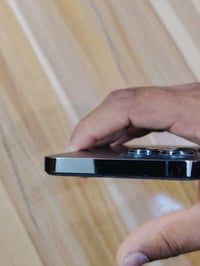 ايفون13 برو ماكس.. قطعه تخبل.حيل نضيفه. مستبدل شاشه اصليه من شركه ابل ...