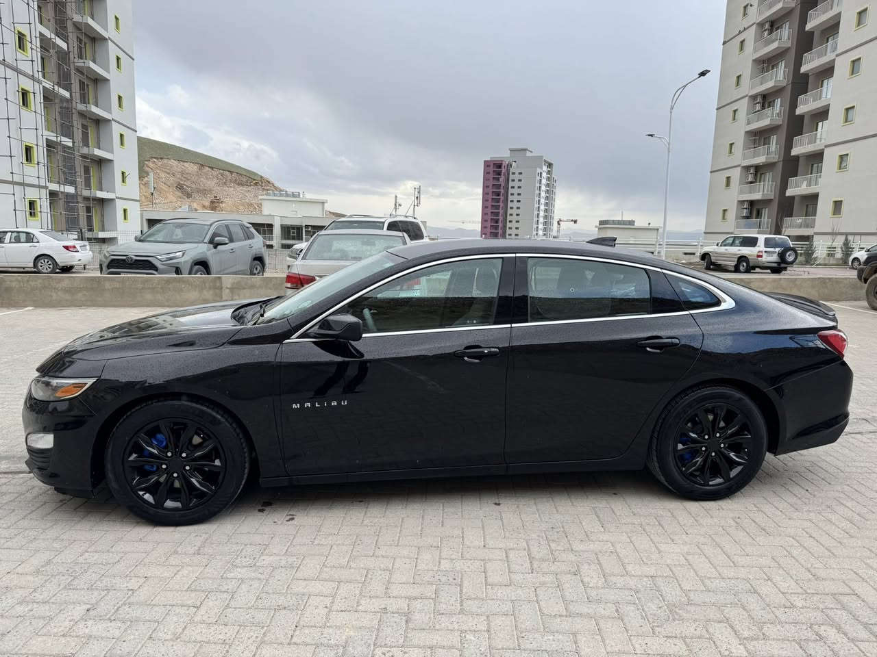 شيفروليت ماليبو LT
موديل ٢٠٢٢
لون الاسود
داخل ابيض
محرك ١٥ توربو
مواصفات LT
لايت LED
ويل اسود
باب بصمة
كوشن هيتةر
بصمة
شغال
كاميرا
شاشة كبيرة
بريك بصمة
مواصفات اكثر

بس ربع بونيت صبغ الجادث كلش خفيف امام و خلف السيارة كبس ماكو اى مصرف عليها كل اعضاء السيارة مكفولة - ايرباگ ستيرن و السقف طاگ  و راجع سيستم بدون مشكلة 

صورة السونر موجودة 

٠٠٠ ٥٩ ميل ماشية

سعر ١٢٧ $ بيها مجال 

مكان سليمانية

رقم موبايل ***********
