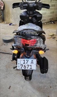 Yamaha ZR موديل 2024. مرقم مثنى دراجه كفاله عامه مع كافة الملحقات الاس...
