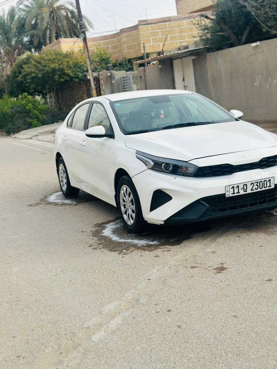 كيا سيراتو 2024 محرك 2000 دوش وكير ايتي موصفات نص شاشه كأمره مدوشمه عام ماشيه 40 كيلو بيه طخه بالبند وجاملغ موضح بصوره مصبوغ علكده السعر 167 بي مجال رقمي ***********
