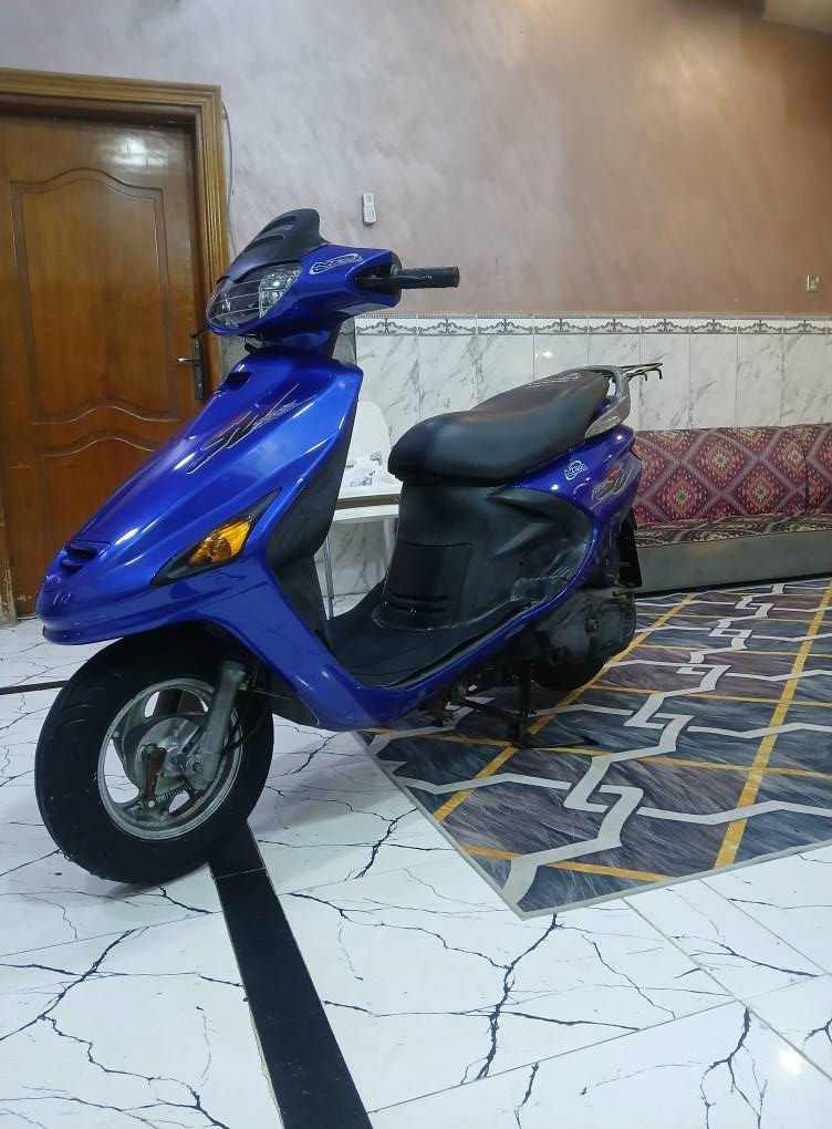 السلام عليكم 
دراجة فراشه فحل ياباني للبيع دراجة مامفتوحه سلف هندر كهربائيات كلها شغاله دراجة جديده مال باله ماصرله هواي من طالعه من الوكيل السعر 600 وبيه مجال قليل الشراي العنوان البصره ابي الخصيب الاستفسار على هذا الرقم 
***********
