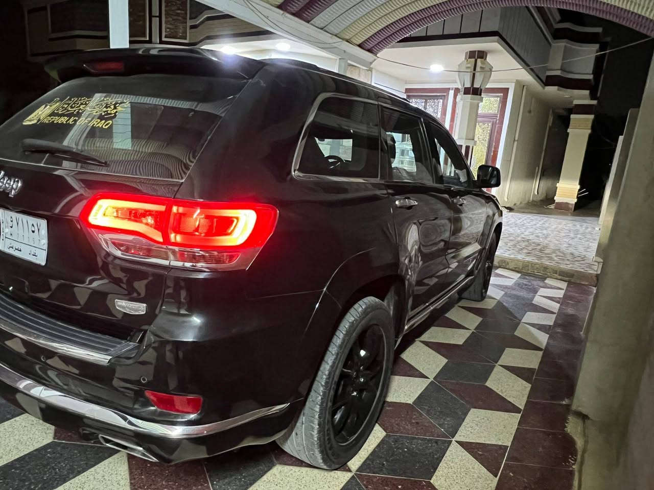 السلام عليكم جيب للبيع موديل  15  فول مواصفات معروفه مواصفات الجيب السومت    كل المواصفات بيها   السياره بيه 3قطع صبغ بدون دواخل مكان السياره  الرمادي  السعر    195 وبيها مجال كلش قليل  ***********
