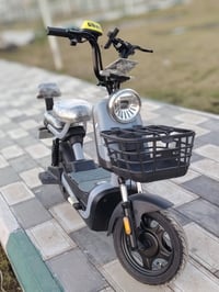 دراجة كهربائية • مقاس 14 • سرعة 40