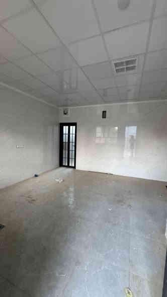 🔹 بيت للإيجار 🔹 (( زيرو ))
📍 حي الصديق – قرب جامع الطيار

 السعر 800 ألف

📐 المساحة: 250 متر
🏠 المواصفات:
 • 7  غرف نوم
 • هول
 • استقبال
 • مطبخ
 • صحيات
 • كراج
 • حديقة 
📞 للاستفسار:
-***********- *********** – ***********
