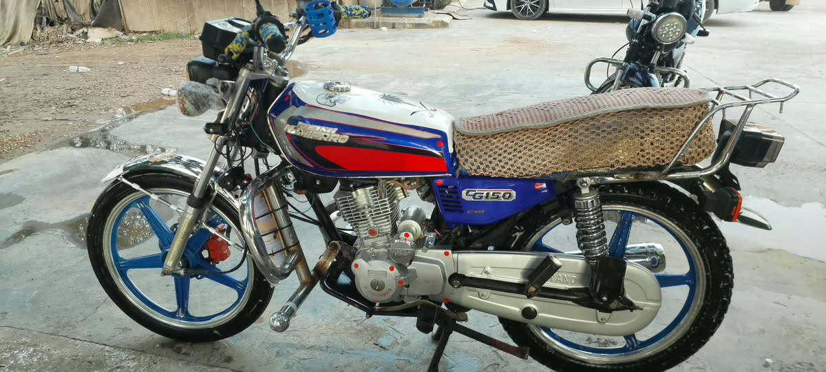 السلام عليكم نامه برو موطور كامل من كلشي اوراق بصمات سلف كهرباء مراوس ب 22 او 23


**إذا كنت صاحب هذا الإعلان وتريد حذفه لأي سبب، رجاءا أرسل رسالة إلى الدعم الفني**