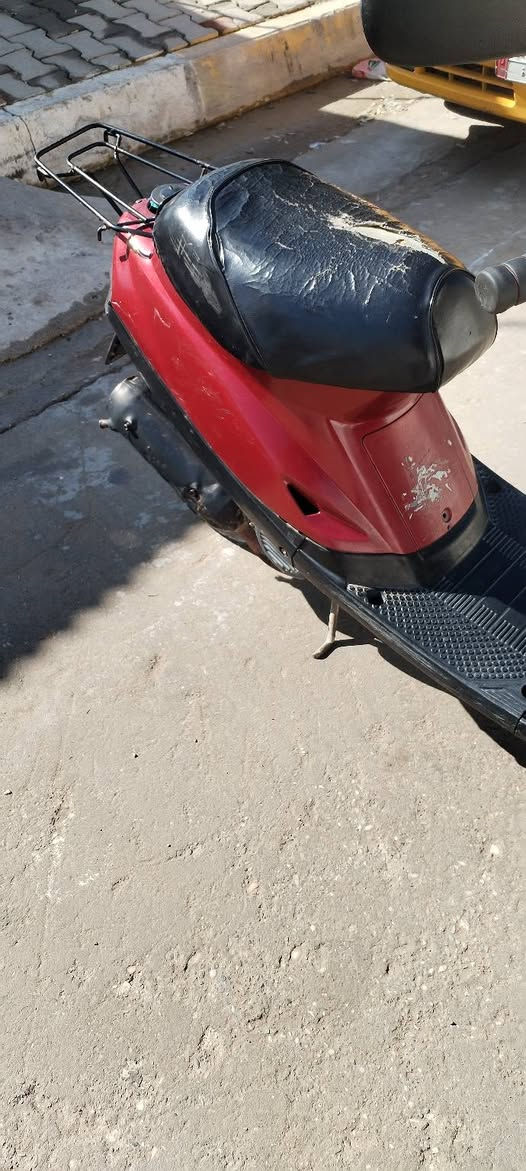 سلام عليكم ماطور للبيع اي عيب مابي كهربائيات كله شغاله فقط نقص باتري سعر 175 وبي مجال الشراي يجي خاص او يتصل ***********
