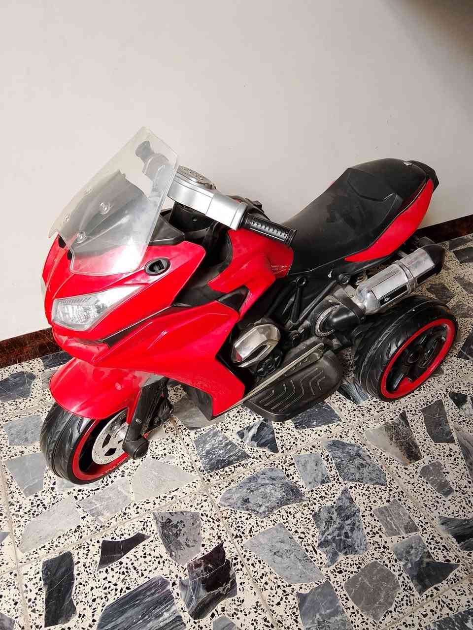 اغراظ للبيع  اكو توصيل داخل الامين
***********
