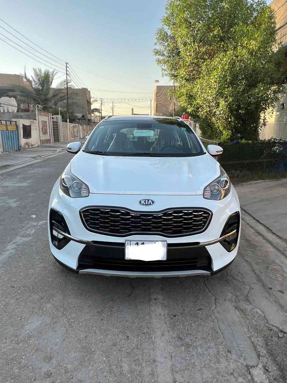السلام عليكم
سبورتج 2021 خليجي جي تي لاين مال شركه الدوليه العراقيه 
سياره بوضع الشركه زيرو بعدهه ماشيه 24 حقيقي وشرط الفحص مكفوله كفاله من الصبغ والبارد والشخوط وعل شرط
حته الدعاميات مابيهن صبغ كفاله سياره بوضع الزيرو لزكات. شركه وفابلون شركه شرط اصلي بعده بيهه شرط تيب السود مال ترايش بعده بيهه نايلون شركه بعده بيهه ولبصمه لاخ بعده مامستعمله سبير ولعده بعدهن جدد صدر امامي وخلفي بوضع الشركه سياره حيل جديد بعد احله من الصور مكينه وكير بوضع الشركه ترايهه زيرو شرط سياره لوك مواصفات الفول الفول جيتي لاين اعله فئه بل سبورتج 
بانوراما طكتين
كشنات جلد لونين 
دبل كشن كهرباء 2
ستيرن جيتي نص 
جنطه كهرباء 
تشغيل عن بعد
بصمه تشغيل 
بصمه ابواب 
تبريد قطعتين
محرك 2000 دوش 
سايد بريك بصمه 
لايت متحرك
ترحيب ابواب 
جنطه ذكيه فتح عند الاقتراب
شفتات ستيرن
بلوجكتر رباعي
لد نهاري 
بكلايت لد ايل ايدي
تبريد بيانو 
اريل انفيكشن 
شاحن واير لس 
3انضمام قياده عادي
وسبورت ونورمان
دبل تحكم ستيرن
ايكو اقتصاد بانزين
حساس امامي 
وخلفي وجانبي
كامره خلفي دوراه 
سياره فول الفول اعله فئه جيتي لاين رقم بغداد دولي جديد
هزه وسنويه جديده بسمي اتصال *********** مكاني بغداد
