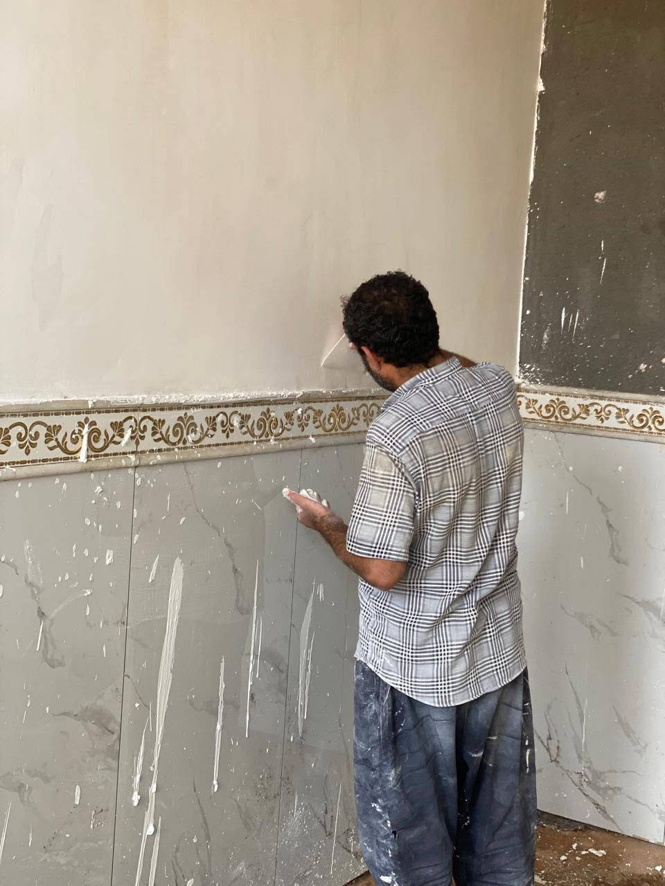 كوادر لبخ وبياض شغل درجه اولى استلام مهندس جراره مساطر والبورك يشتغلونه عجم إيرانيين شغل مفول عملنه داخل ميسان للحجز 
***********
***********
