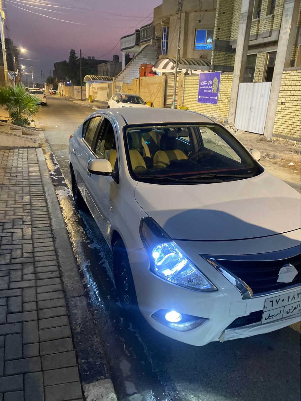 نيسان سني هندي سياره بيه مدكر مبدل فقط ولاصلي موجود  بي طخت دراجه ولباقي كفاله  سياره مانقصه شي جديده غرفته كله مغلفه رقم اربيل مامنتهيه (***********) البصرة, العراق
