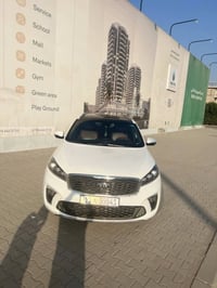 سورنتو ٢٠١٦ • وارد امريكي • فول مواصفات