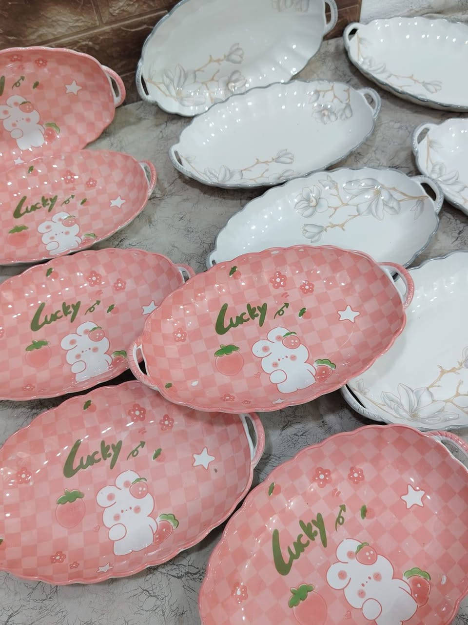 ما شاء الله جمال الابلام لتجنن كلشي ترهم كليجه 🤭🤍 حلويات مشاوي
قطع مميزات ونادراً طبعن بالواقع احلى حجم30 سنتيم ومضلعه قطع قليل متوفر منها❤️‍🔥🙈


**إذا كنت صاحب هذا الإعلان وتريد حذفه لأي سبب، رجاءا أرسل رسالة إلى الدعم الفني**