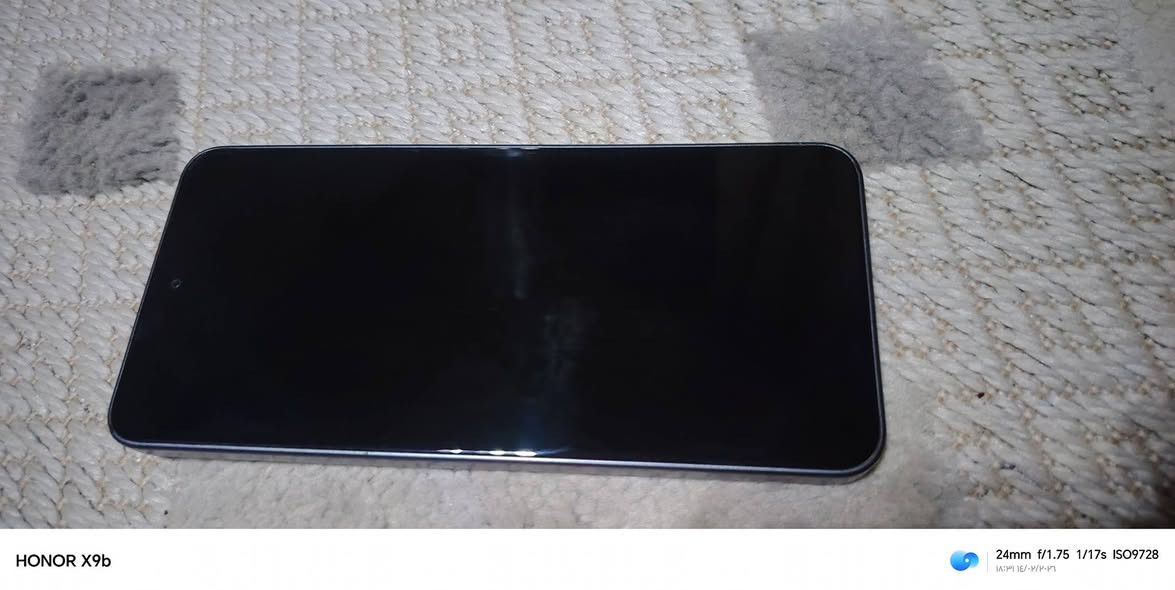 اخوان تكنو بوفا 7 الترا نسخة 12+12 معالج دايمنستي 8350 ببجي 120 فريم وكل الالعاب بس ال
بس الخط بي مشكلة ميشتغل وبي هذا الخدش الزغير
للبيع 240 وبي مجال او مراوس


**إذا كنت صاحب هذا الإعلان وتريد حذفه لأي سبب، رجاءا أرسل رسالة إلى الدعم الفني**