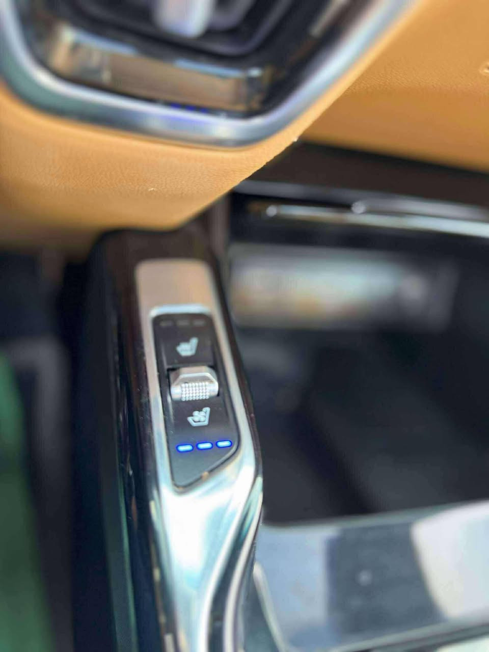 سورنتو هايبرد وارد كوري موديل 22 رقم بغداد سياره فول مواصفات مكينه كير تبريد مكفول سياره خير من الله فقط سيول أمطار مضروبه سعر 190وبيها مجال للاستفسار ***********
