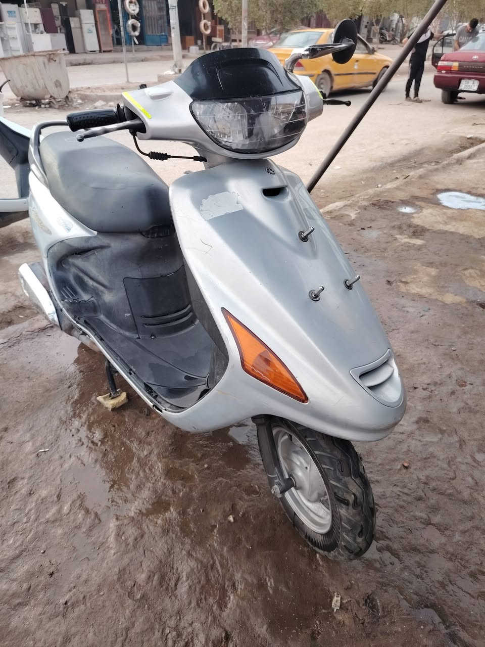 دراجه فراشه فحل كرستال محرك ماكس جديده   كل نقص مابيه سعر 600  بيه مجال كله ختم واحد  رقمي ***********
