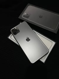 ايفون 11 بروماكس ستخدام سخصي بعدة جديد زلغ مابي مكفول من كلشي مابدل بي...