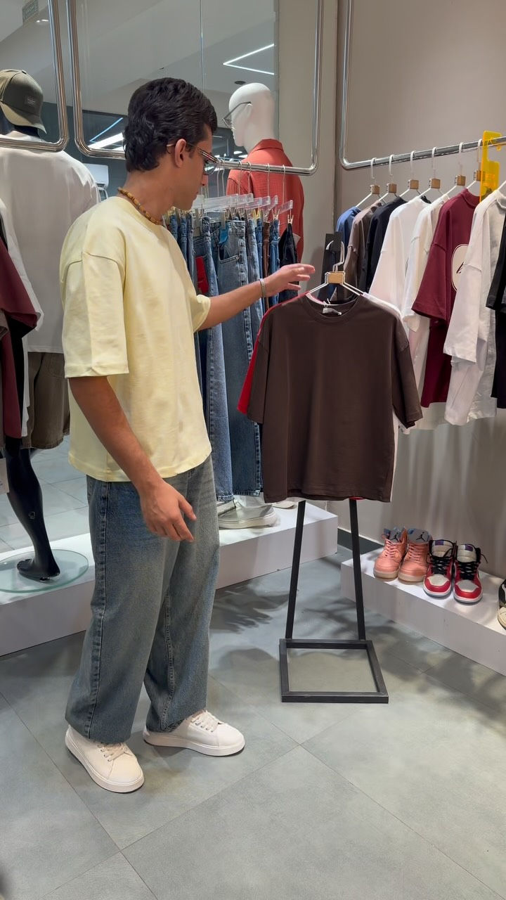 تعبت من الموديلات المكررة؟ تعال لـ أزياء مودي وشوف الكولكشن الجديد. ملابس تجمع بين الراحة والستايل القوي اللي يناسب يومك وطلعاتك.
• ✅ خامات أصلية 100%
• ✅ موديلات حصرية ولأول مرة بالحرية
• ✅ أسعار تناسب الجميع
📍 مكاننا: بغداد / الحرية / مجمع باتا
📱 تواصل معنا: ***********
#اكسبلور_فولو #ملابس #العراق #اكسبلور #تسوق
