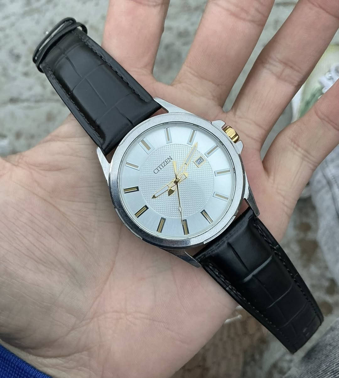 السلام عليكم ساعة ستزن ياباني اصلي
عقارب فسفور
ستانلس ستيل
قطر 42
نافذة للتاريخ
نظافة ممتازة
85 الف


**إذا كنت صاحب هذا الإعلان وتريد حذفه لأي سبب، رجاءا أرسل رسالة إلى الدعم الفني**