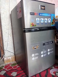 ثلاجة شبه جديدة • حجم صغير • حي الجهاد